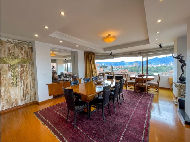 Apartamento de 4 alcobas en venta en Club De Los Lagartos, Bogotá, 781 m² · foto 4 de 24