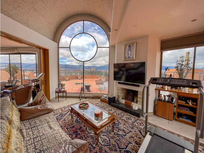 Apartamento de 4 alcobas en venta en Club De Los Lagartos, Bogotá, 781 m² · foto 23 de 24