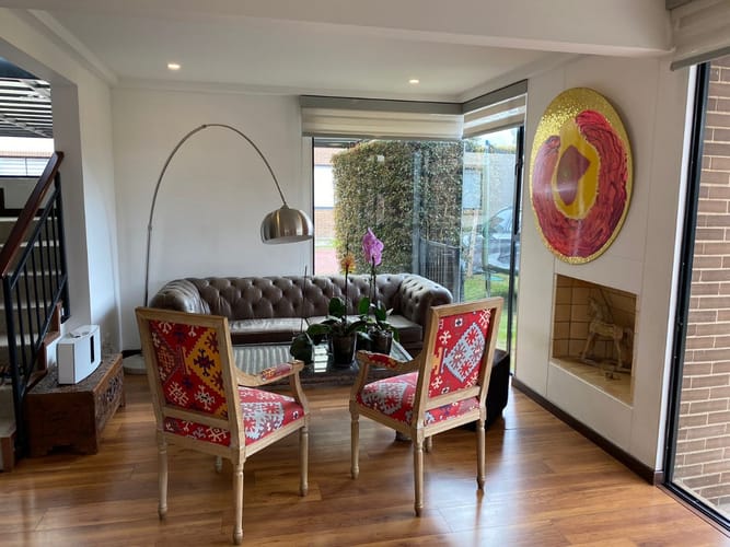 Casa de 3 alcobas en venta en Pueblo Viejo, Cota, 233 m² · foto 2 de 11