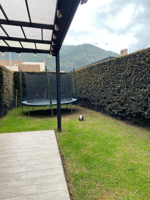 Casa de 3 alcobas en venta en Pueblo Viejo, Cota, 233 m² · foto 3 de 11