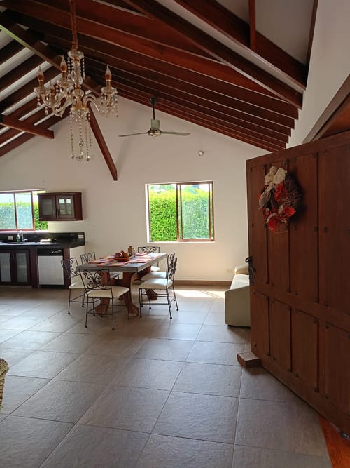 Casa de 3 alcobas en venta en Granjas Forestales Balmoral, Villavicencio, 400 m² · foto 8 de 15