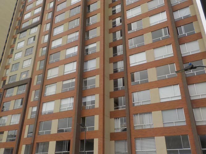 Apartaestudio en venta en El Redil, Bogotá, 35 m² · foto 3 de 13