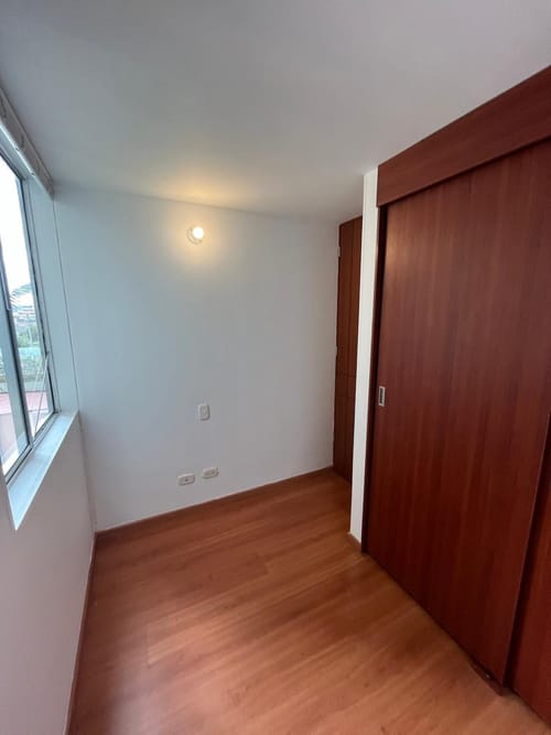Apartamento en venta en Lagos De Torca, Bogotá · foto 9 de 18