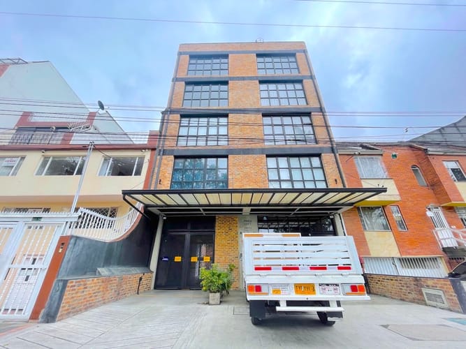 Apartaestudio en venta en Quinta Paredes, Bogotá, 27 m² · foto 22 de 22