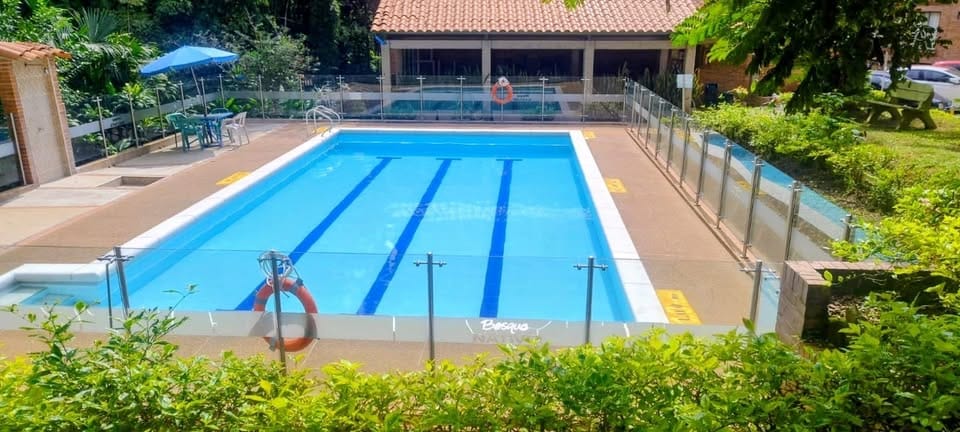 Apartaestudio en venta en Plazas Del Bosque, Ibagué, 47 m² · foto 7 de 9
