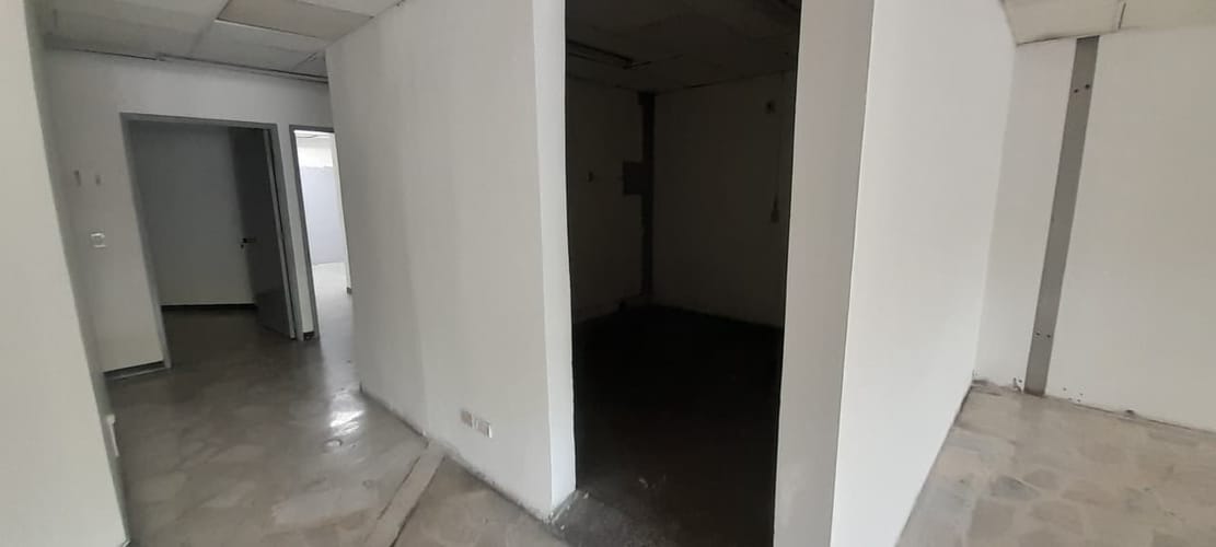 Local en arriendo en Ciudad Capri, Cali, 300 m² · foto 3 de 10