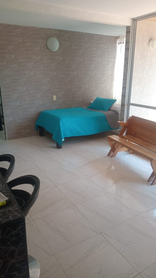 Apartamento de 3 alcobas en arriendo en Las Palmas, Ricaurte, 55 m² · foto 3 de 11