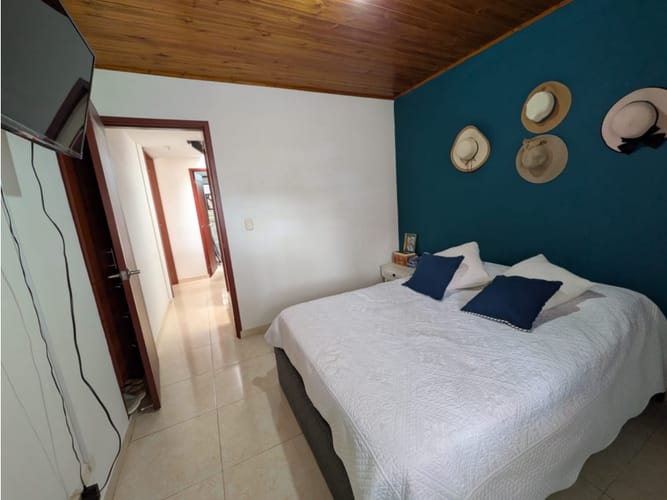 Casa de 6 alcobas en venta en Tiquiza, Chía, 243 m² · foto 7 de 22