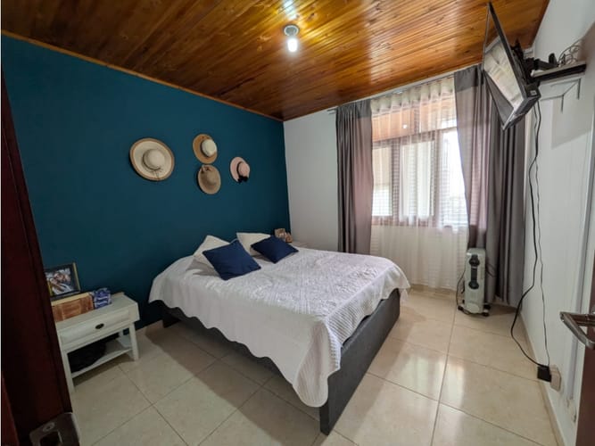 Casa de 6 alcobas en venta en Tiquiza, Chía, 243 m² · foto 8 de 22
