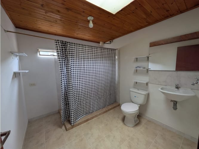 Casa de 6 alcobas en venta en Tiquiza, Chía, 243 m² · foto 14 de 22