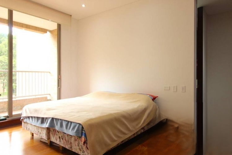 Apartamento de 4 alcobas en venta en Cerros De Suba, Bogotá, 345 m² · foto 14 de 24