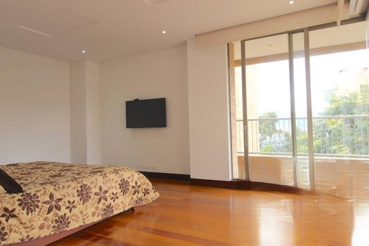 Apartamento de 4 alcobas en venta en Cerros De Suba, Bogotá, 345 m² · foto 17 de 24