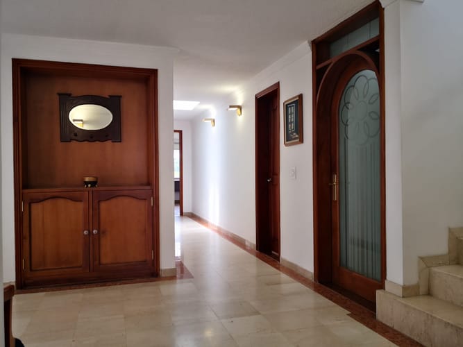Casa de 3 alcobas en venta en Alhambra, Bogotá, 270 m² · foto 3 de 23