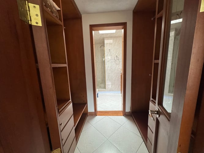 Casa de 3 alcobas en venta en Alhambra, Bogotá, 270 m² · foto 17 de 23