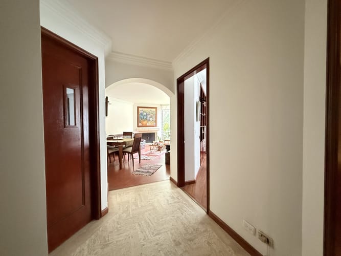 Apartamento de 1 alcoba en venta en Chapinero, Bogotá, 60 m² · foto 2 de 19