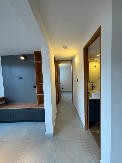 Apartamento de 2 alcobas en venta en Bucaros, Bello, 55 m² · foto 6 de 15