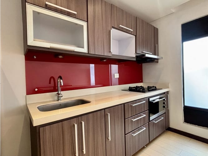 Apartaestudio en venta en Santa Barbara, Bogotá, 40 m² · foto 2 de 14