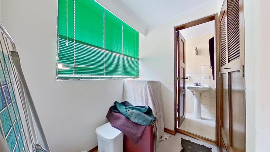 Apartamento de 3 alcobas en venta en Santa Barbara, Bogotá, 218 m² · foto 11 de 24