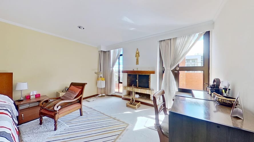 Apartamento de 3 alcobas en venta en Santa Barbara, Bogotá, 218 m² · foto 20 de 24