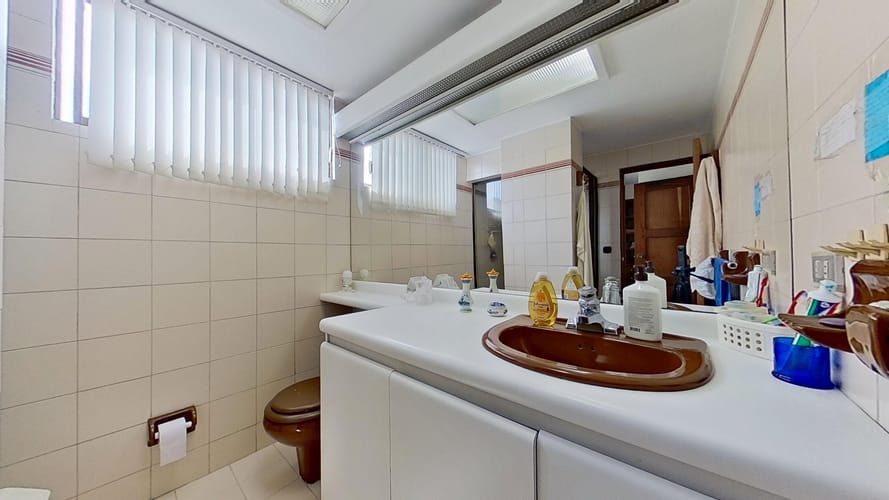 Apartamento de 3 alcobas en venta en Santa Barbara, Bogotá, 218 m² · foto 24 de 24