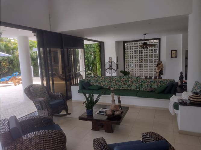 Casa de 4 alcobas en venta en Girardot, Girardot, 340 m² · foto 4 de 21