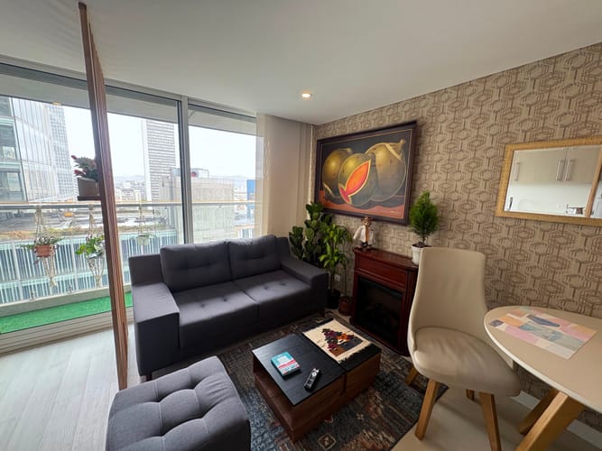 Apartaestudio en venta en La Candelaria, Bogotá, 40 m² · foto 8 de 10
