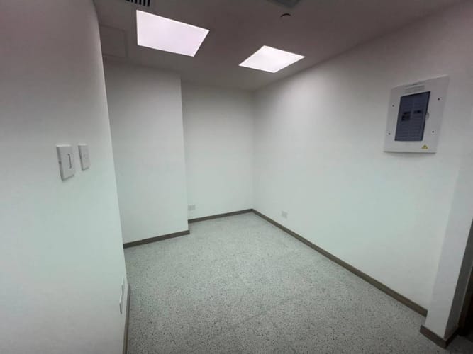 Consultorio en arriendo en San Diego, Medellín, 30 m² · foto 5 de 12
