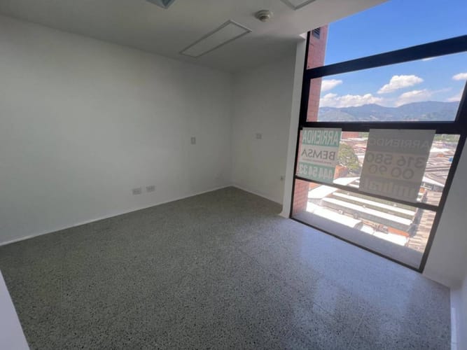 Consultorio en arriendo en San Diego, Medellín, 30 m² · foto 7 de 12