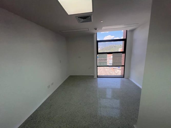 Consultorio en arriendo en San Diego, Medellín, 30 m² · foto 8 de 12