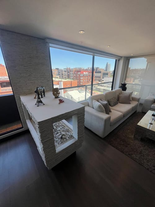 Apartamento de 3 alcobas en venta en Chicó Navarra, Bogotá, 135 m² · foto 6 de 21