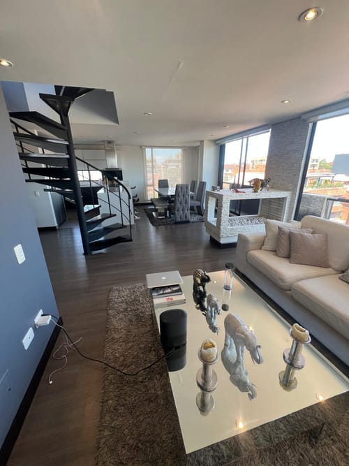 Apartamento de 3 alcobas en venta en Chicó Navarra, Bogotá, 135 m² · foto 15 de 21