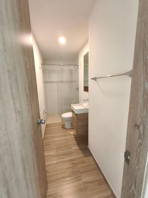 Apartamento de 3 alcobas en venta en Picaleña Y Mirolindo, Ibagué, 102 m² · foto 18 de 21