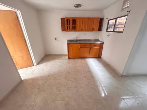 Apartamento de 2 alcobas en arriendo en Guayabal, Medellín, 60 m² · foto 3 de 13