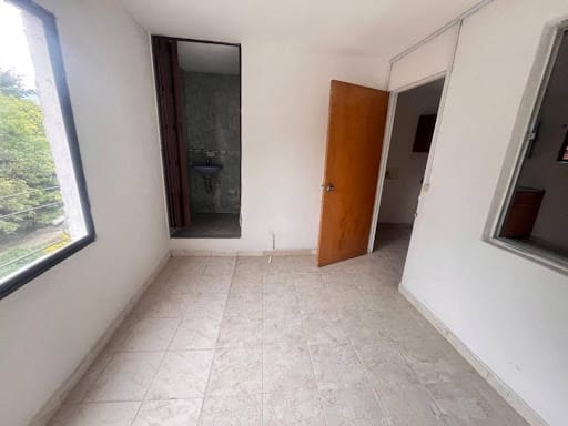 Apartamento de 2 alcobas en arriendo en Guayabal, Medellín, 60 m² · foto 5 de 13