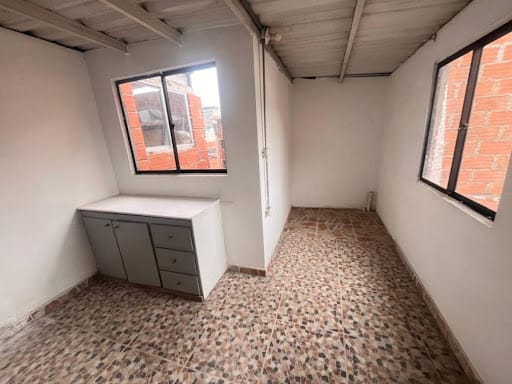 Apartamento de 2 alcobas en arriendo en Guayabal, Medellín, 60 m² · foto 12 de 13