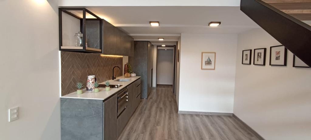 Apartamento de 1 alcoba en venta en Chapinero, Bogotá, 66 m² · foto 3 de 14