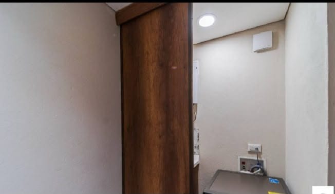 Apartaestudio en venta en La Candelaria, Bogotá, 34 m² · foto 2 de 10