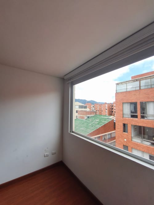 Apartamento de 2 alcobas en venta en Cedritos, Bogotá, 68 m² · foto 12 de 17