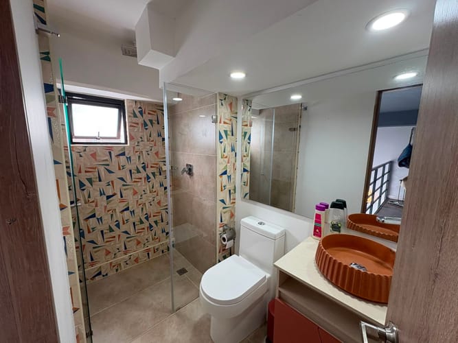 Apartamento de 1 alcoba en venta en Chico Norte, Bogotá, 42 m² · foto 6 de 12