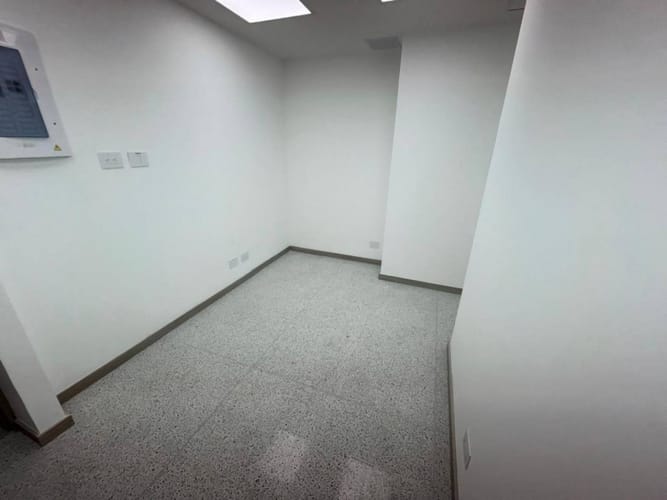 Consultorio en arriendo en San Diego, Medellín, 30 m² · foto 3 de 11