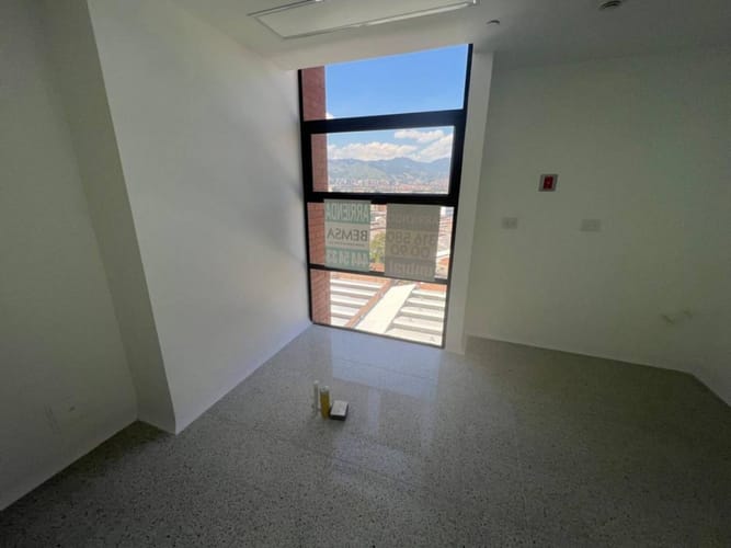 Consultorio en arriendo en San Diego, Medellín, 30 m² · foto 5 de 11