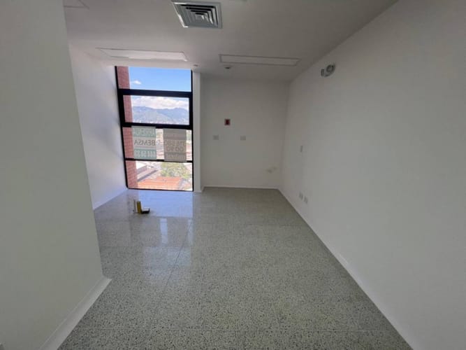 Consultorio en arriendo en San Diego, Medellín, 30 m² · foto 6 de 11