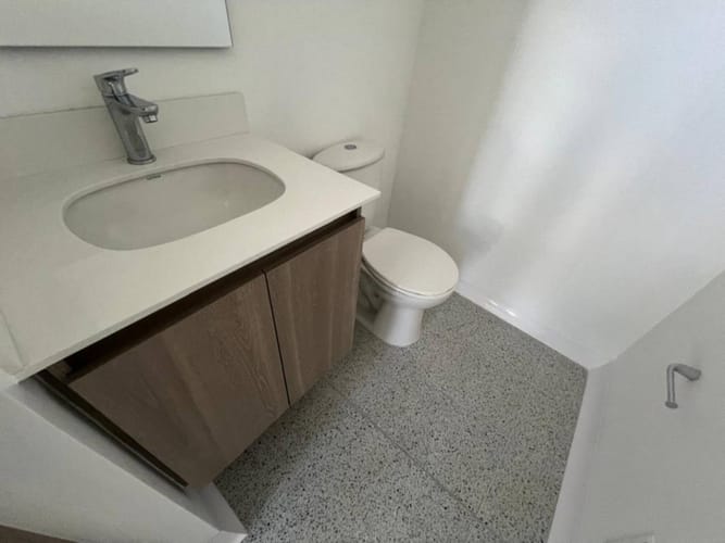 Consultorio en arriendo en San Diego, Medellín, 30 m² · foto 11 de 11