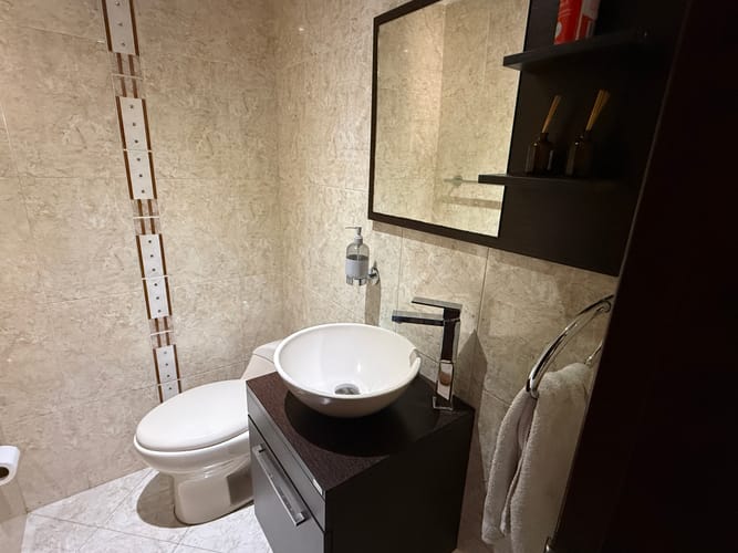 Apartamento de 3 alcobas en venta en Santa Barbara, Bogotá, 147 m² · foto 9 de 13