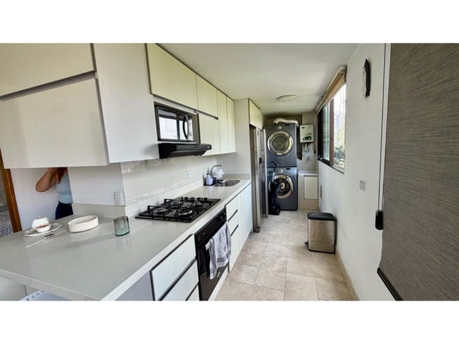 Apartamento de 2 alcobas en venta en Altos Del Poblado, Medellín, 66 m² · foto 9 de 24