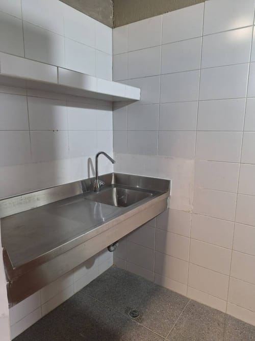 Oficina en arriendo en El Poblado, Medellín, 194 m² · foto 4 de 9
