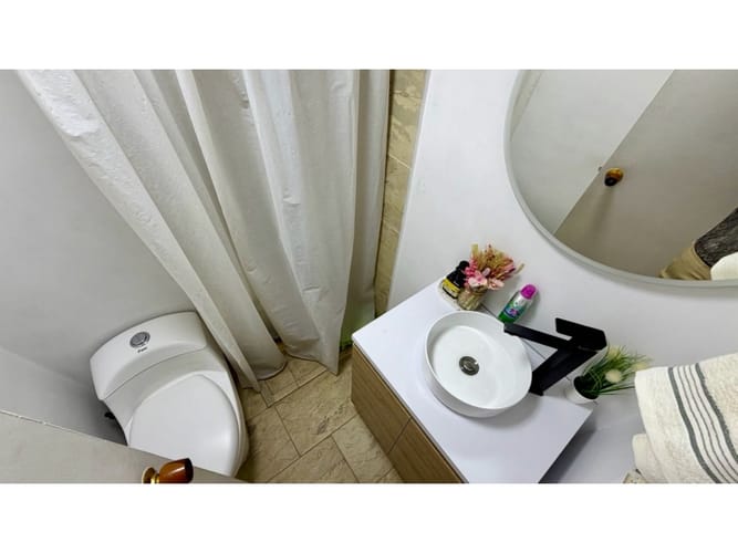 Apartamento de 2 alcobas en venta en Altos Del Poblado, Medellín, 66 m² · foto 16 de 24