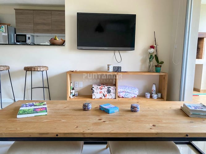 OPORTUNIDAD APARTAMENTO 2 DORM CON TERRAZA A 1 CUADRA DEL MAR · Foto 4