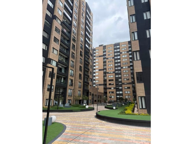 Apartamento de 2 alcobas en venta en Ciudad Salitre, Bogotá, 75 m² · foto 23 de 24