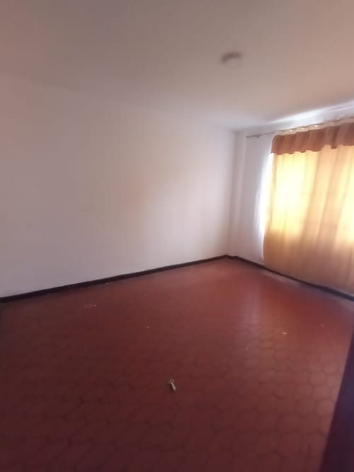 Casa de 5 alcobas en venta en El Libertador, Soacha, 240 m² · foto 10 de 24